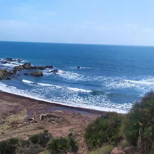 En Casa Frente A El Puerto Almería